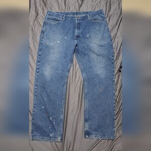 Wrangler Relaxed Fit Blue Jeans
